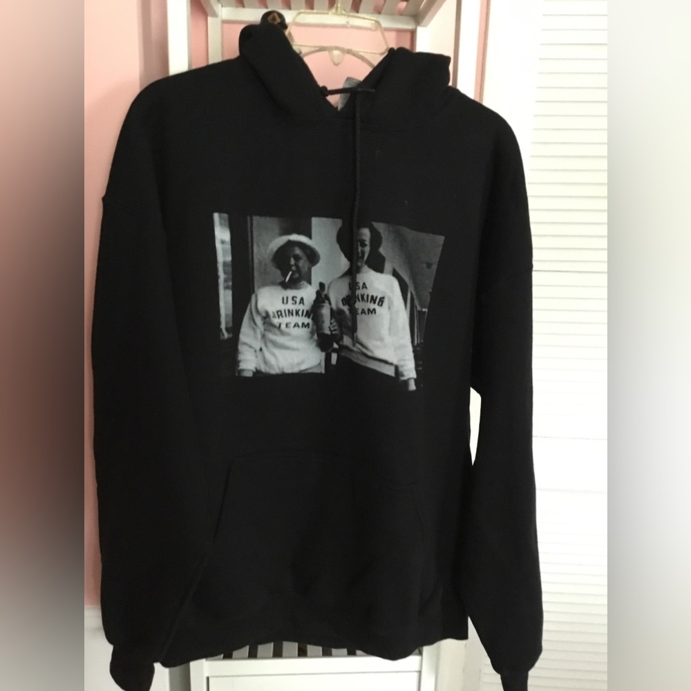 Gildan XL USA Drinking Team hoodie black EUC